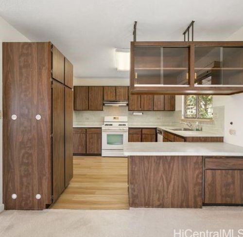 3422 George St, Honolulu HI  96815-4321 exterior