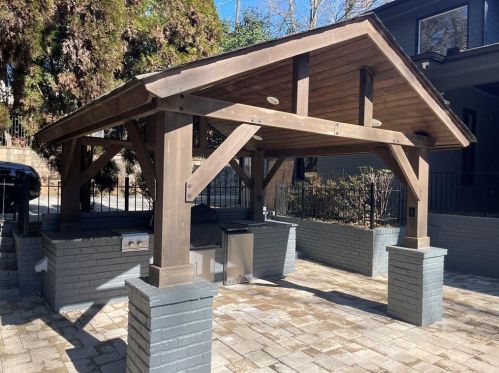 5410 High Point Rd, Atlanta GA  30342-1447 exterior