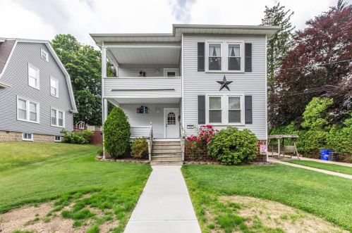 164 Rivulet St, Woonsocket, RI 02895-1126
