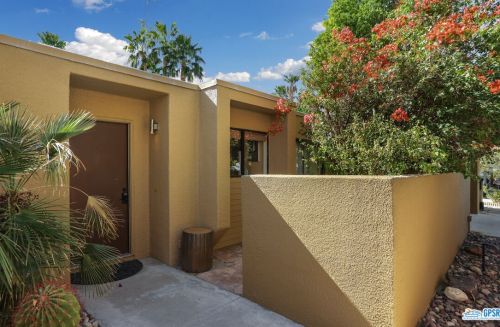1341 Luna Way, Palm Springs, CA 92262-2309