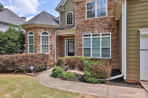 194 Highwoods Pkwy, Newnan, GA 30265-5632