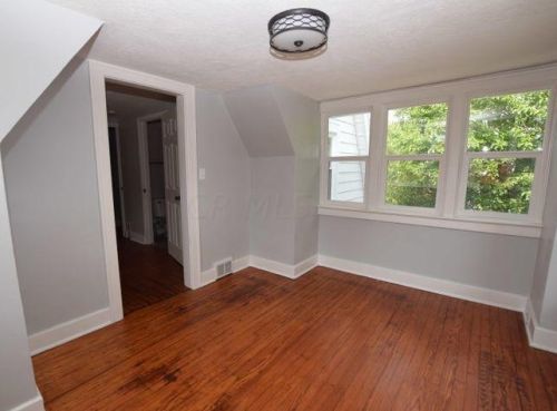 252 Circle Dr, Springfield OH  45503-3300 exterior