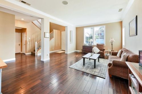 12372 Brianwood Dr, Riverside CA 92503-6754 exterior