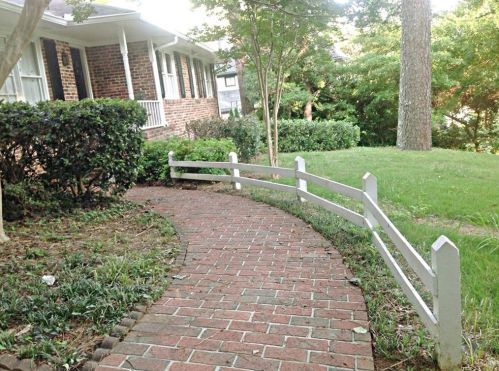 410 Montevallo Dr, Atlanta GA  30342-2322 exterior