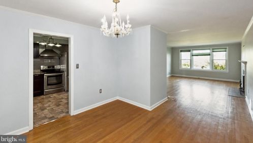 2009 Forest Hill Dr, Silver Spring MD 20903-1532 exterior