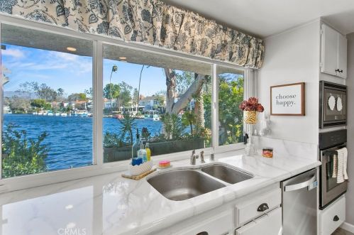 22696 Canada Ct, El Toro, CA 92630-3052