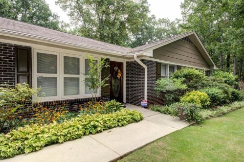 3547 Gilleland Ext, Gainesville, GA 30507-8650