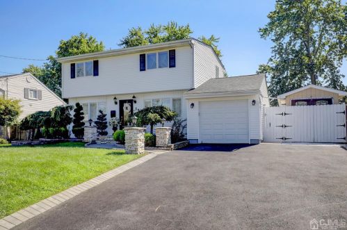 209 Throckmorton Ln, Old Bridge, NJ 08857-2137