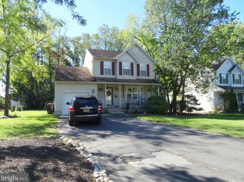 232 Lakeview Ave, Blenheim, NJ 08012-3026