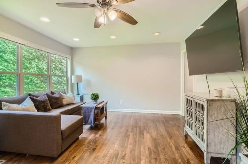 1321 Arnold Ave, Atlanta, GA 30324-4619