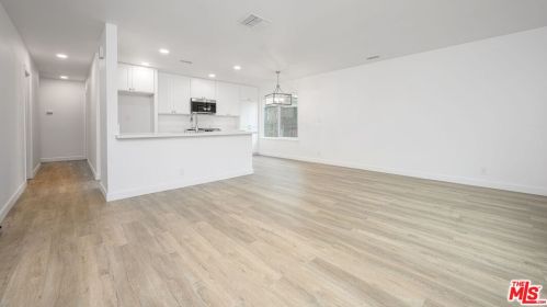 234 Pageant St, Anaheim CA  92807-2803 exterior