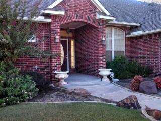 2900 Highland Ridge Dr, Norman, OK 73069-8347