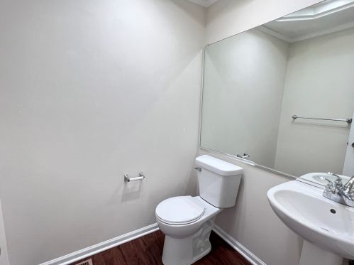 392 Westport Dr, Pingree Grove IL  60140-9162 exterior