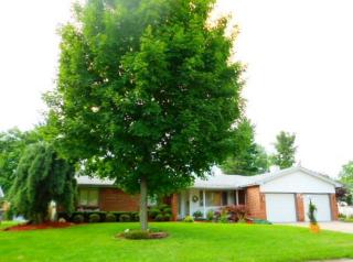 65 Country Club Dr, Danville, IL 61832-1217