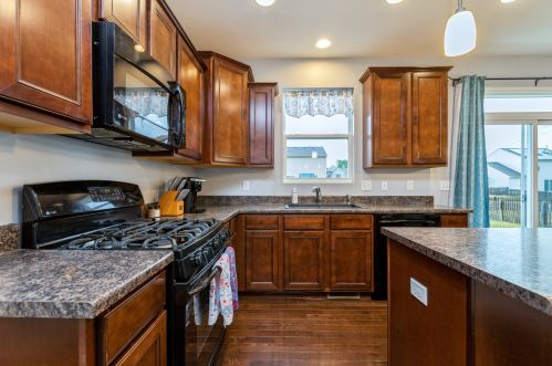 2490 Fallbrook Dr, Pingree Grove IL  60140-9059 exterior
