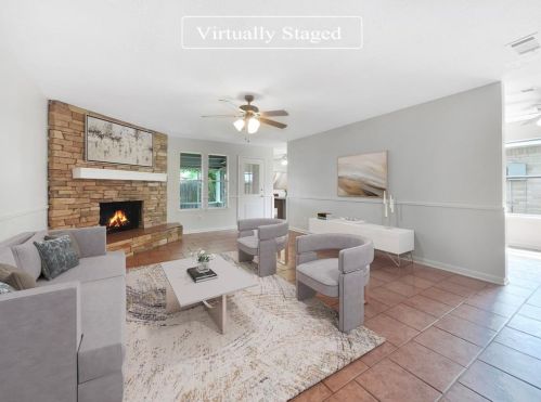 40 Wagon Lane Loop, Angleton, TX 77515-2728