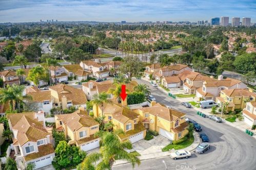 36 Del Perlatto, Irvine CA  92614-5360 exterior