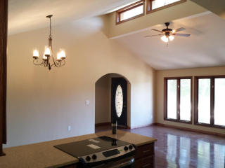 135 Oxford Ln, Branson, MO 65616-3412