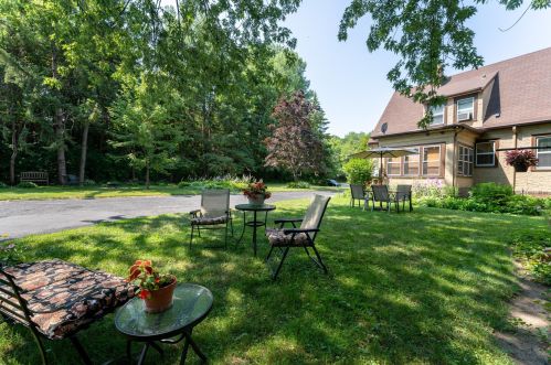 588 Hall Ave, Saint Paul MN  55107-2840 exterior