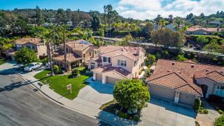 2337 Longfellow Rd, Carlsbad, CA 92008-3830