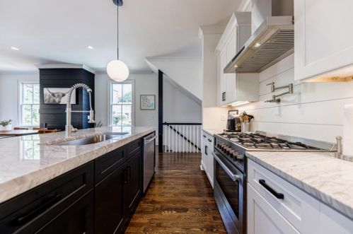 62 Montgomery St, Atlanta GA  30307-2844 exterior