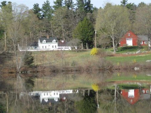 86 Main St, Hancock, NH 03449-5321