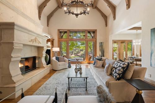 2410 Wild Lilac Ct, Meadow Vista, CA 95722-9353