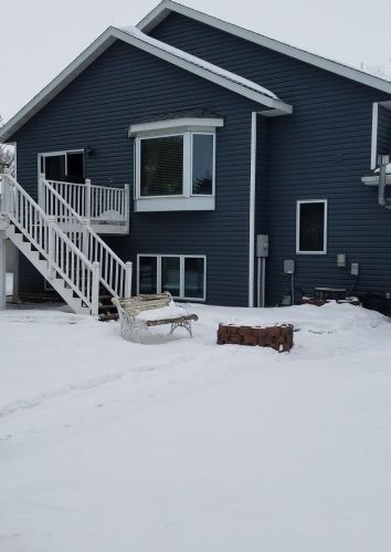 603 3rd St, Hayfield, MN 55940-7801