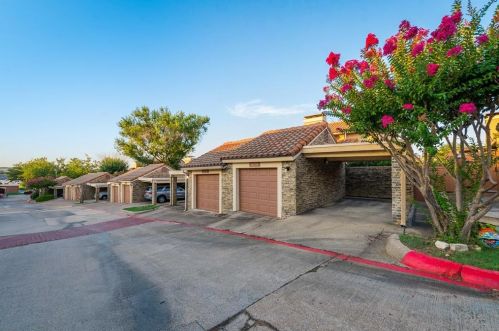 4276 Cuesta Dr, Irving, TX 75038-5549