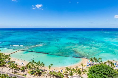 2470 Kalakaua Ave, Honolulu HI  96815-3265 exterior