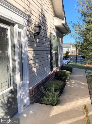 9500 Airdrie Ln, Fredericksburg, VA 22408-9521