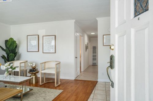 24686 Joyce St, Hayward, CA 94544-2016
