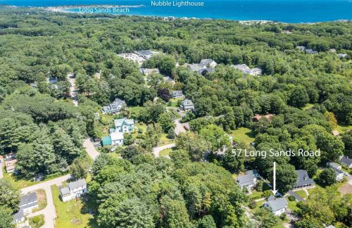 57 Long Sands Rd, York, ME 03909-1127