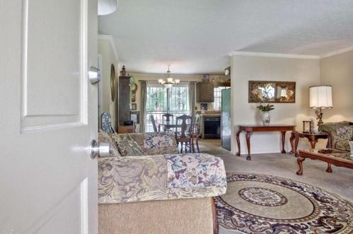 2203 Fairway Cir, Atlanta GA  30319-3825 exterior