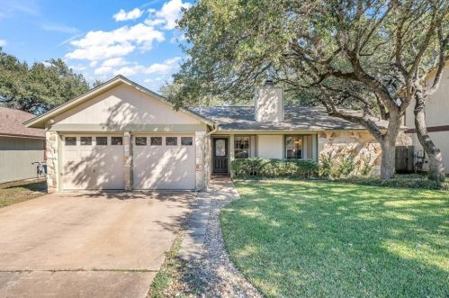 8002 Downing St, Austin, TX 78759-4327