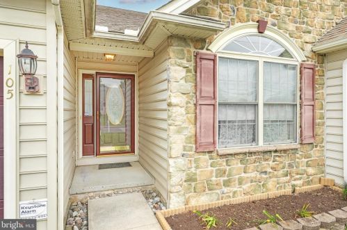 105 Beck Ml Rd, Hanover PA 17331-9758 exterior