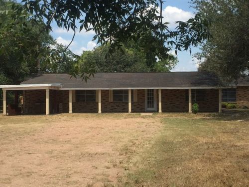 560 Fm 446, Victoria, TX 77905-3906