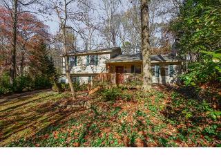 4863 Old Farm Ct, Holly Springs, GA 30188-4024