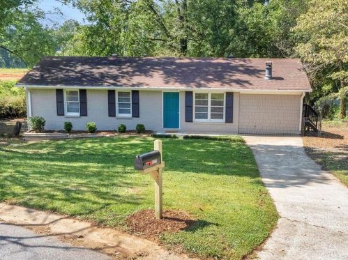 6279 Duran Ct, Morrow, GA 30260-1513