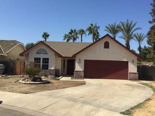 231 Atwood Ct, Visalia, CA 93291-5254