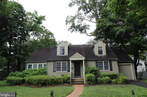 134 Peyton Ave, Tavistock NJ  08033-2610 exterior