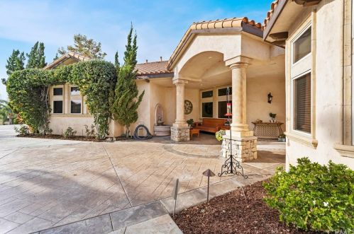 1559 Heather Ln, Riverside CA exterior