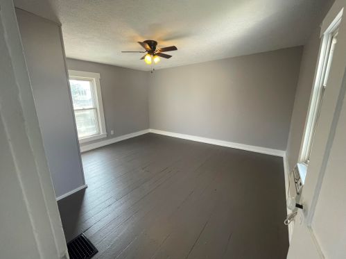 815 Laurel St, Springfield, OH 45503-4039