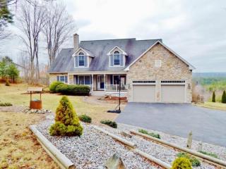 130 Colby Rd, Weare, NH 03281-5505