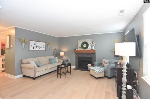 1267 Hulon Cir, Cayce-West Columbia SC  29169-3447 exterior