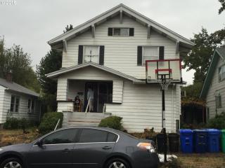 2441 Caruthers St, Portland OR  97214-5567 exterior