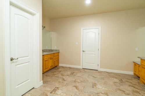 639 Tj Wright St, Angleton TX 77515-4355 exterior