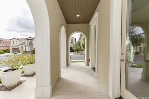 64 Interlude, Irvine CA  92620-3694 exterior
