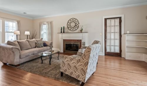2304 Carter Ave, Saint Paul MN  55108-1639 exterior