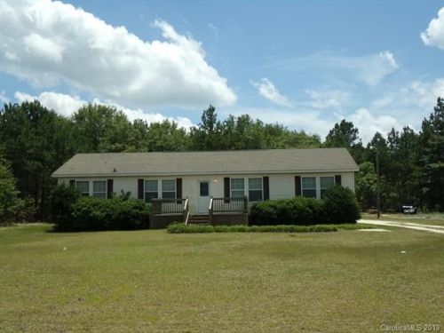 68 Central Place Ln, Pageland, SC 29728-8100
